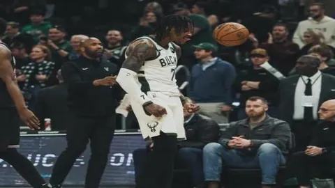 蓉鹰深战巅峰对决，徐正源领航冲锋！双铁腰中场坚守，韦世豪王者再现，激战在即！