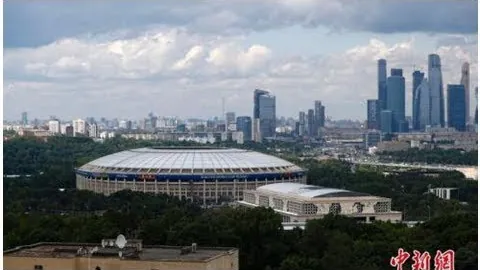 郑钦文出局引发网友共情，晨报同仁感同身受