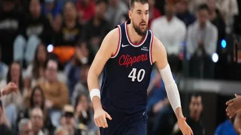 1月25日CBA常规赛：浙江方兴渡VS浙江稠州金租 精彩对决